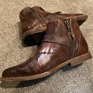 BED STU Dipper Boot Brogue Cobbler Fringe Buckle Rust Size 6.5 Genuine Leather